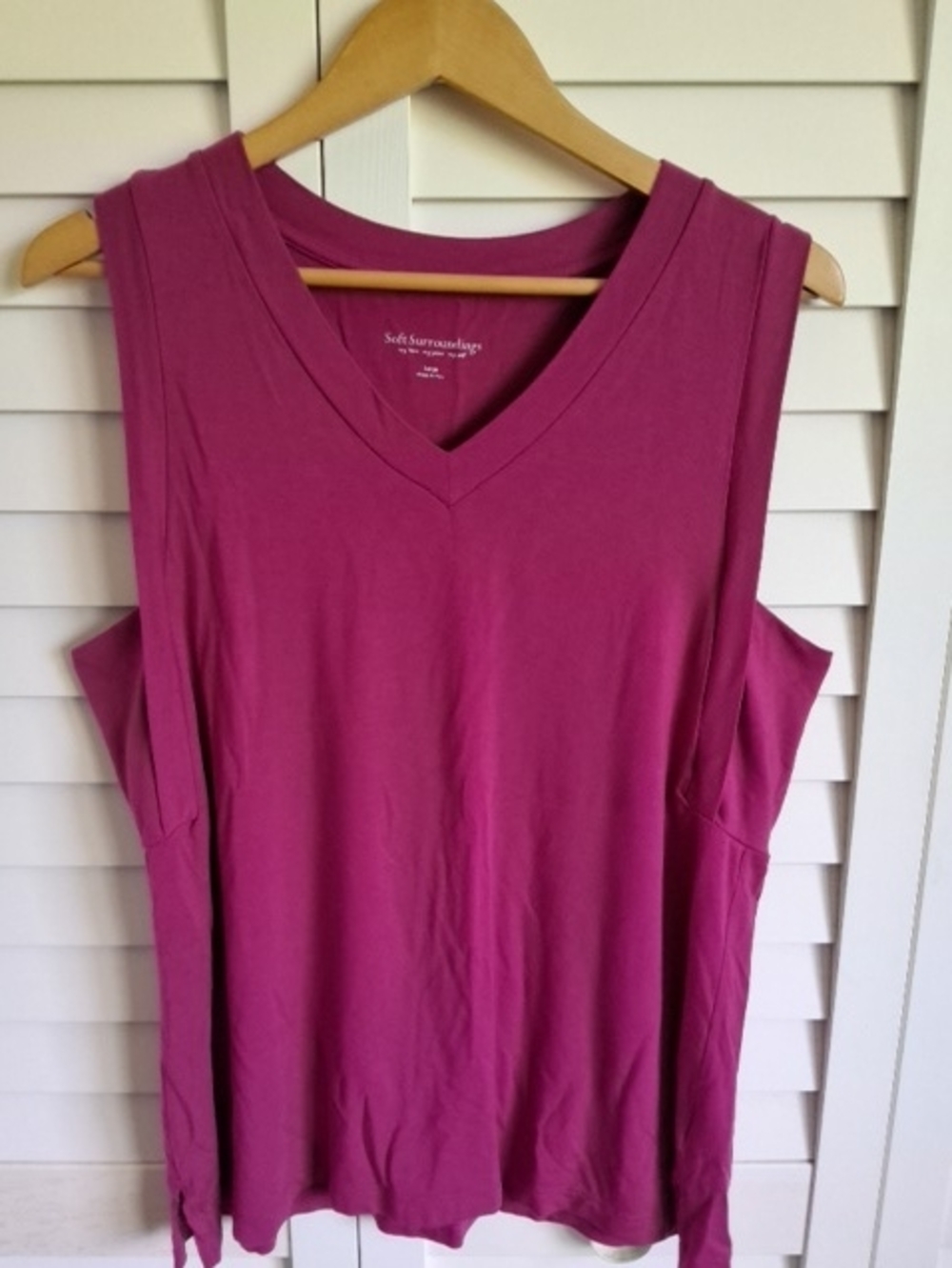 Soft Surroundings Top Womens Large Fuschia Sleeveless V-Neck Stretch Tank Ladies